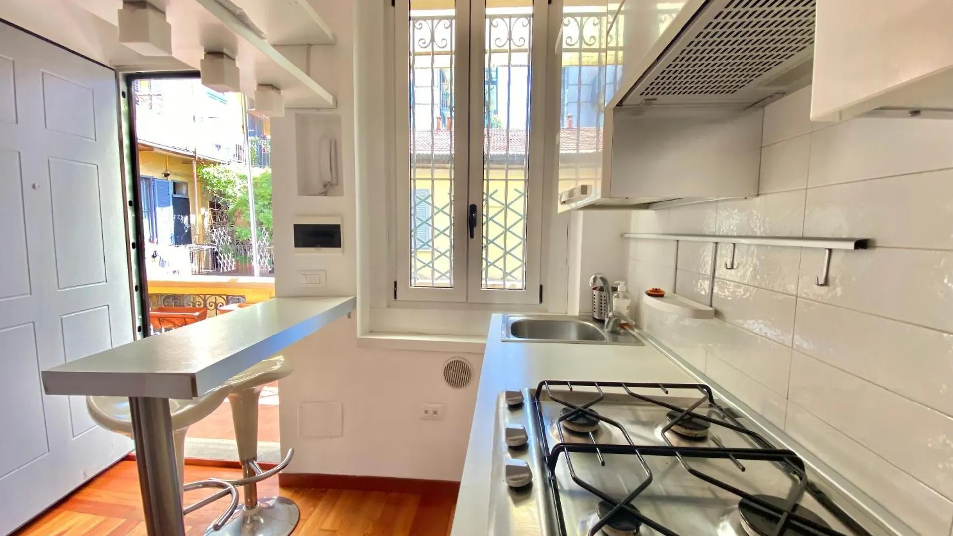 Apartament In Coorte Di Prestigio, Tra Milano Centro, City Life E Metropolitana A Due Passi  Mediolan