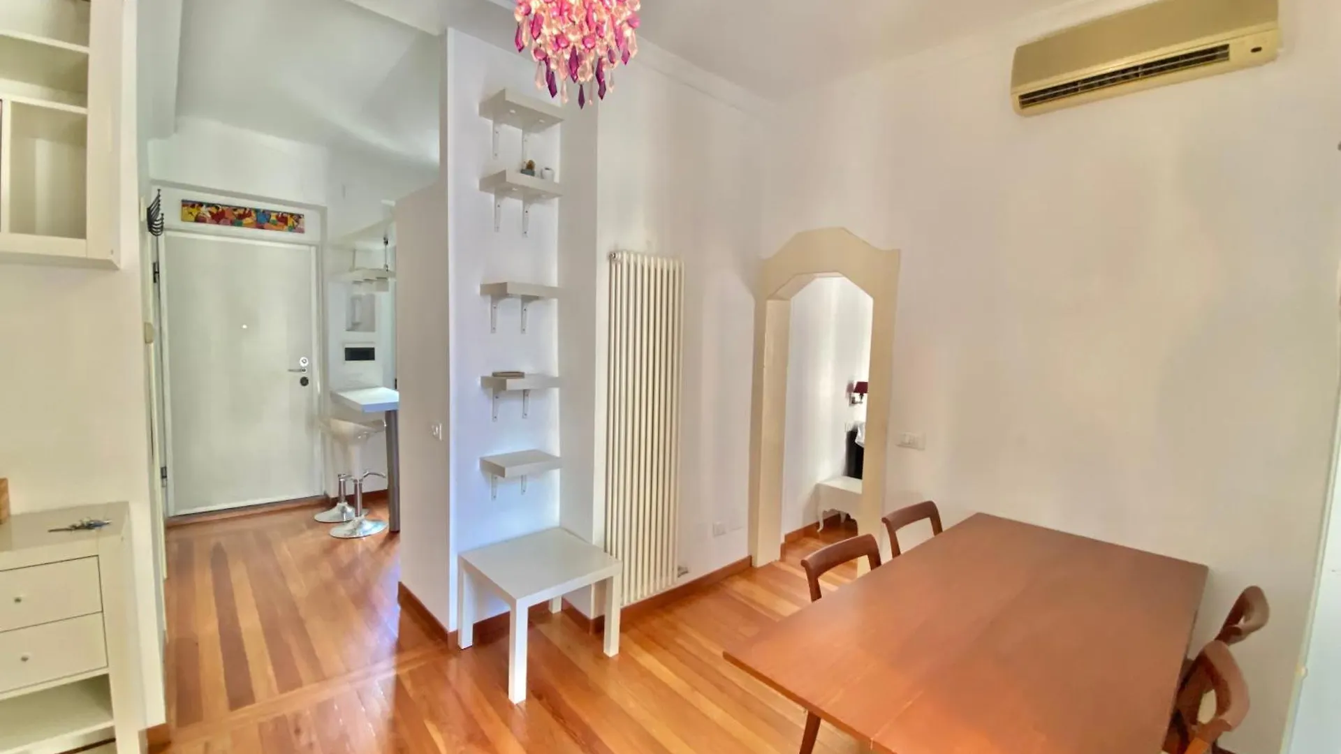 In Coorte Di Prestigio, Tra Milano Centro, City Life E Metropolitana A Due Passi Daire
